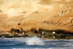Mauritanie - Raid 1994 - Cap Blanc - Roulage au pied du Cap Blanc