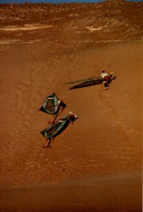 Mauritanie - Raid 1994 - Cap Blanc - Remontée au sommet du Cap Blanc