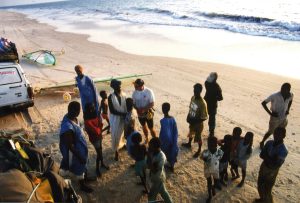 Raid 1994 - Côte vers nouakchott - Rencontre à Tiouilit