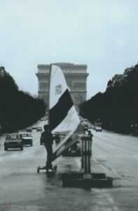 Photo Speed-Sail sur avenue Champs-Élysées fin des années 70
